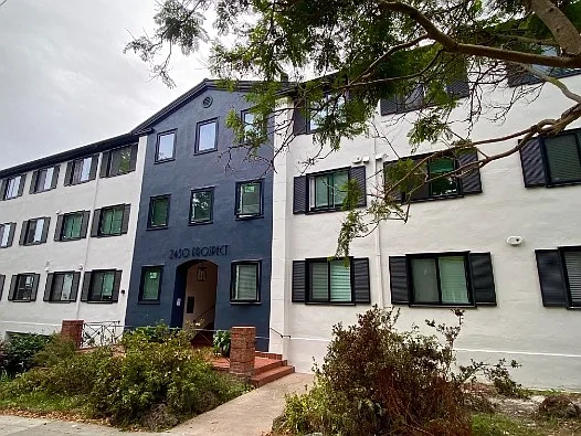 2430 Prospect – photo 2