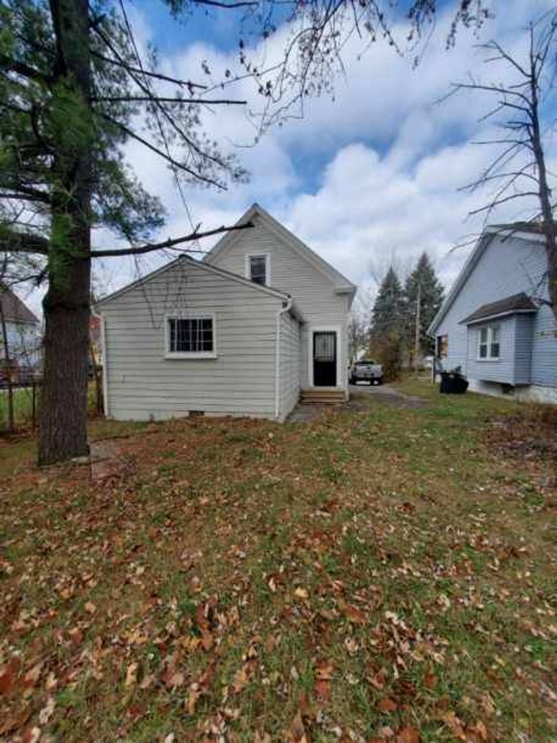 12608 Holborn Ave – photo 4