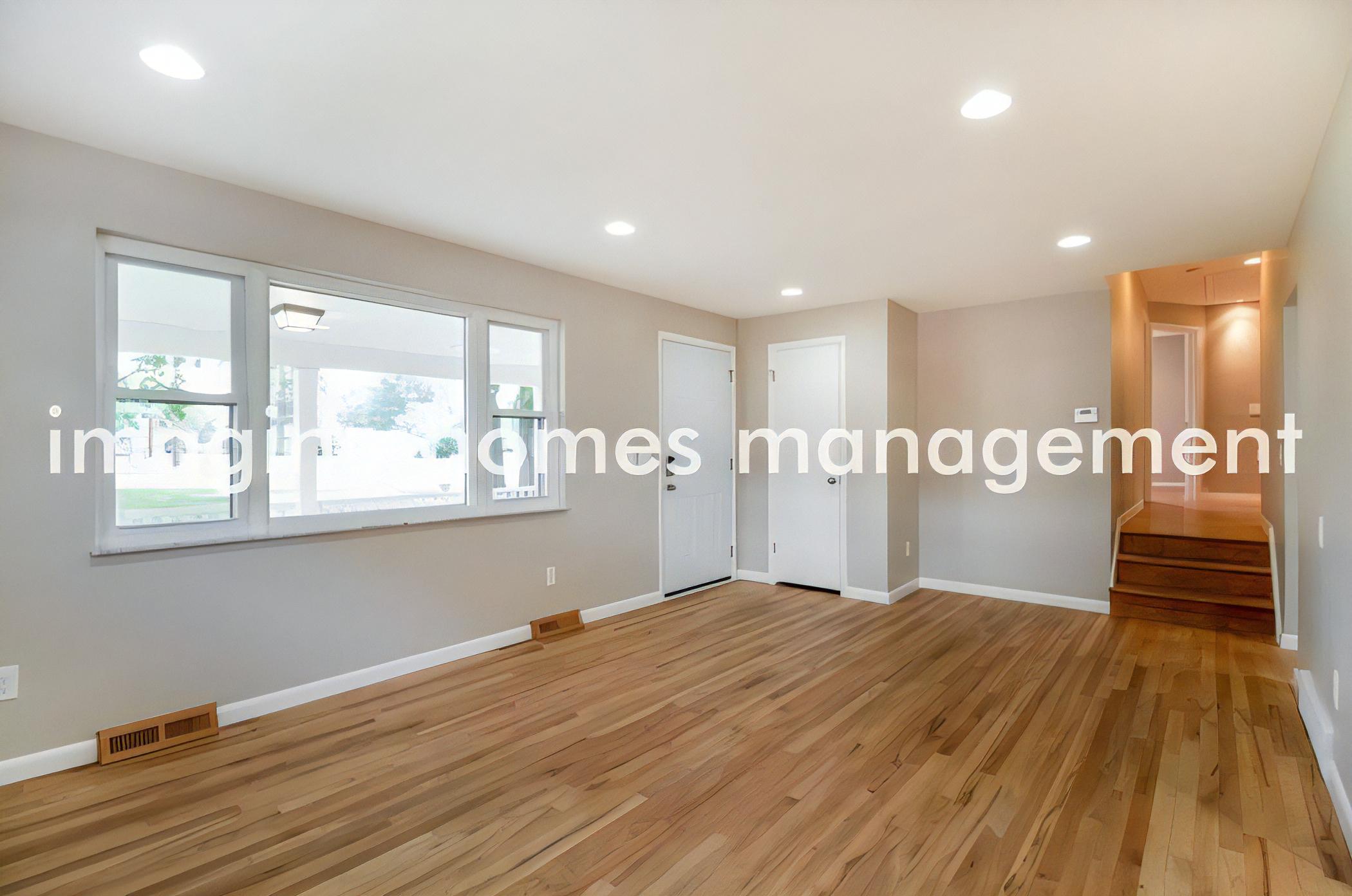 607 W Kemper Rd – photo 5