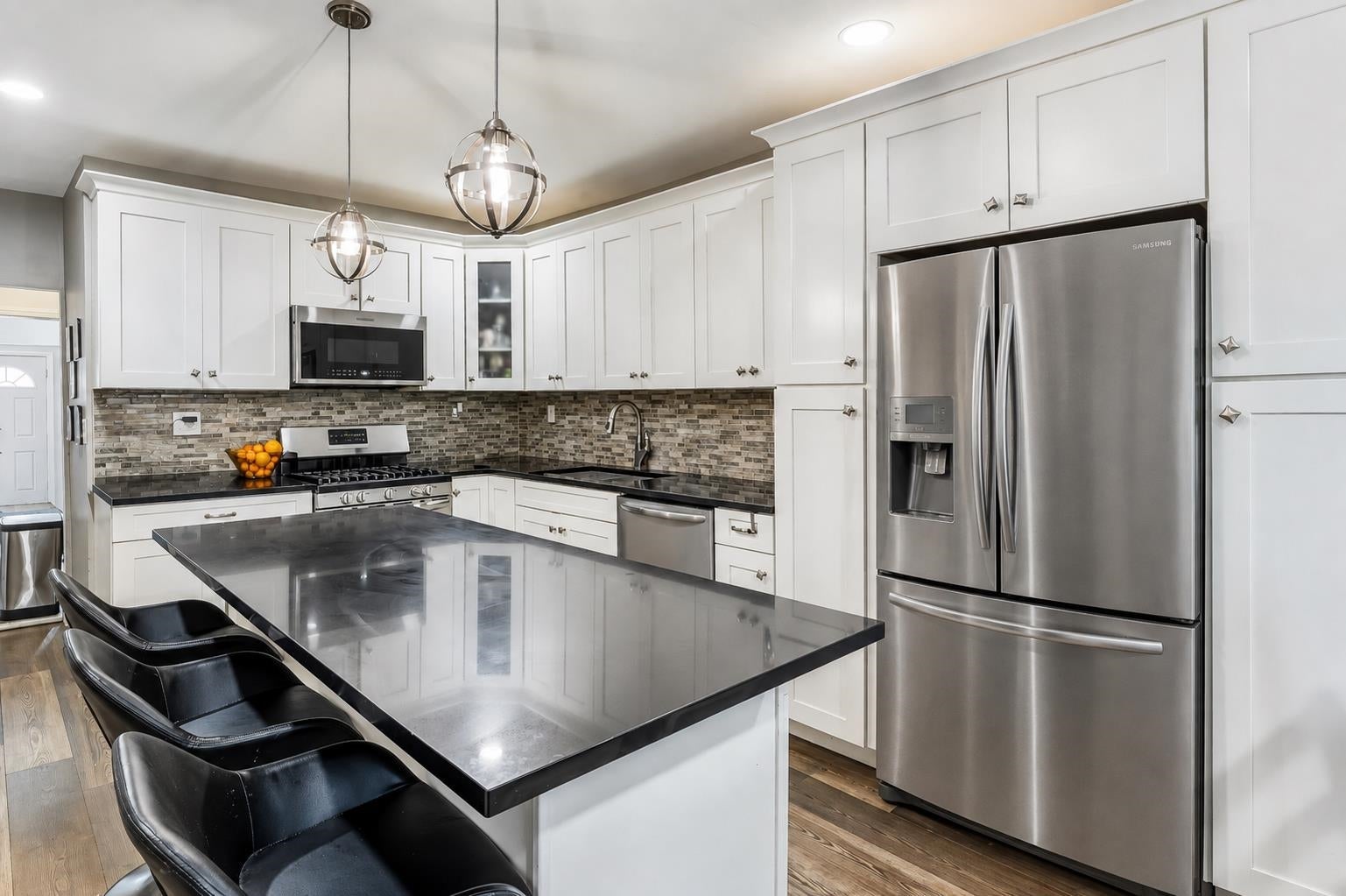 360 Bramhall Ave – photo 3