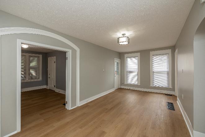 2811 Woodbridge Ave – photo 3
