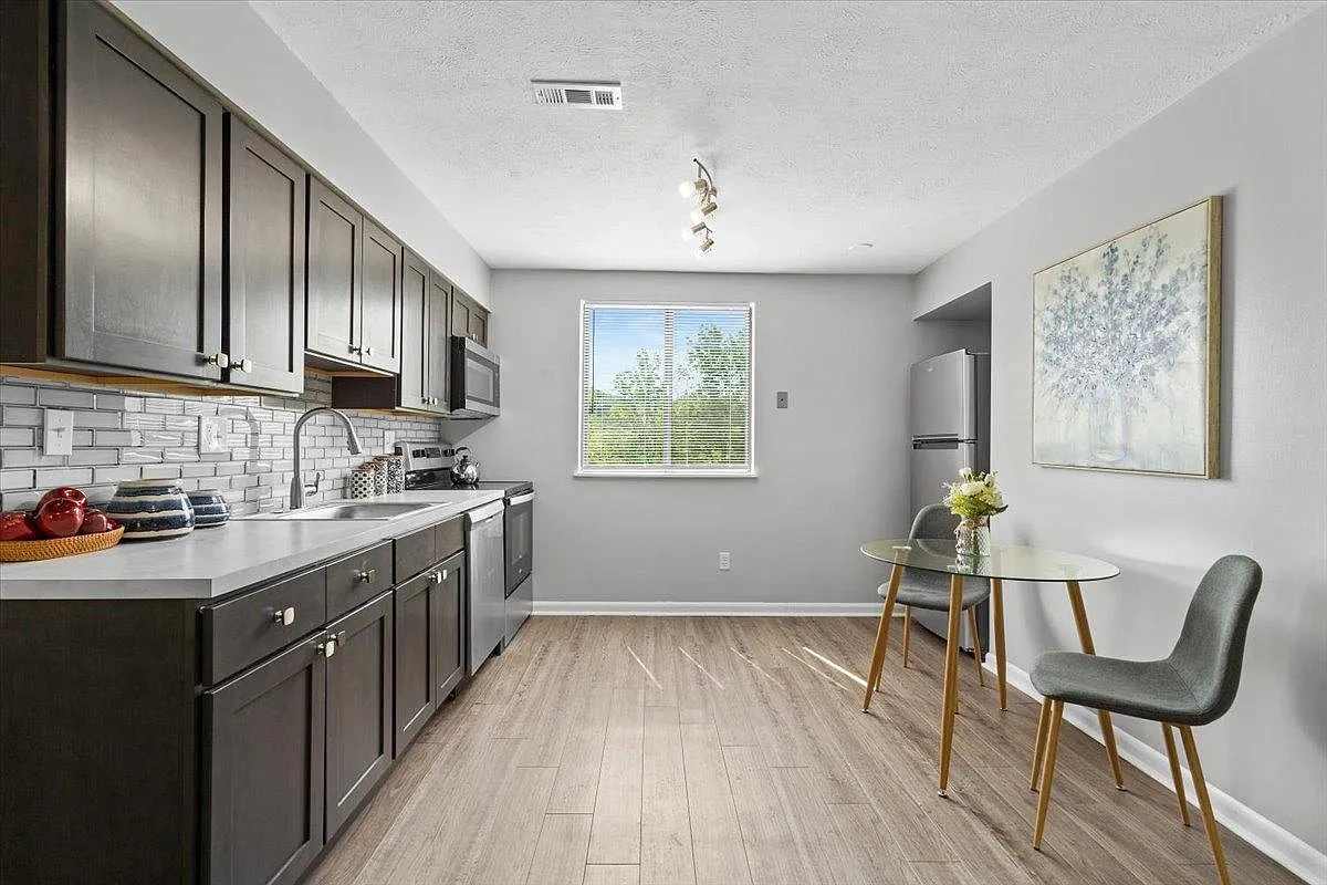 Shaler Highlands Apartments – photo 1