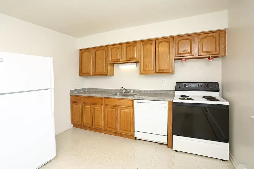Woodbury Apartments – photo 3