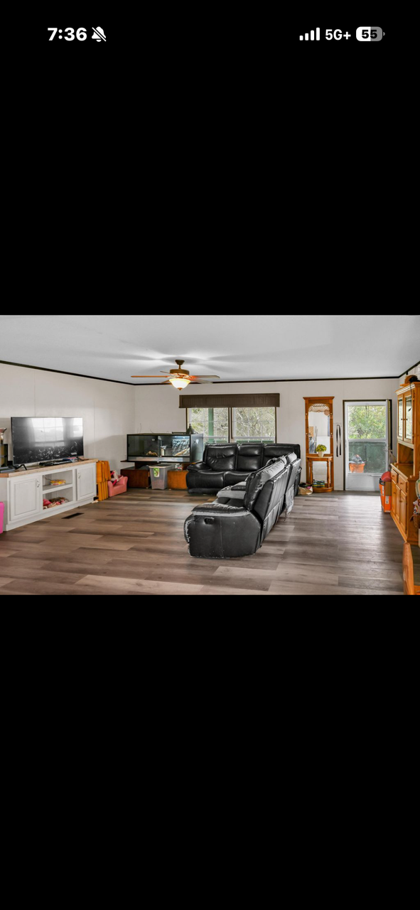 201 36th St – photo 5
