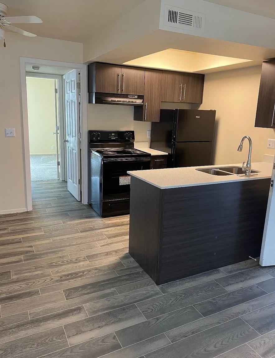 Covewood Village Apartments – photo 5