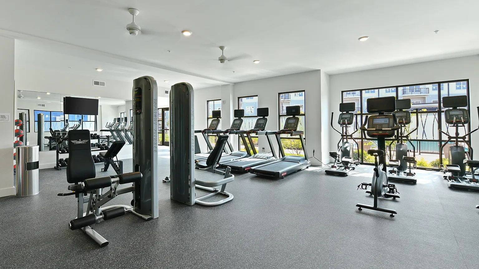 The Residences at Golf Village – photo 4