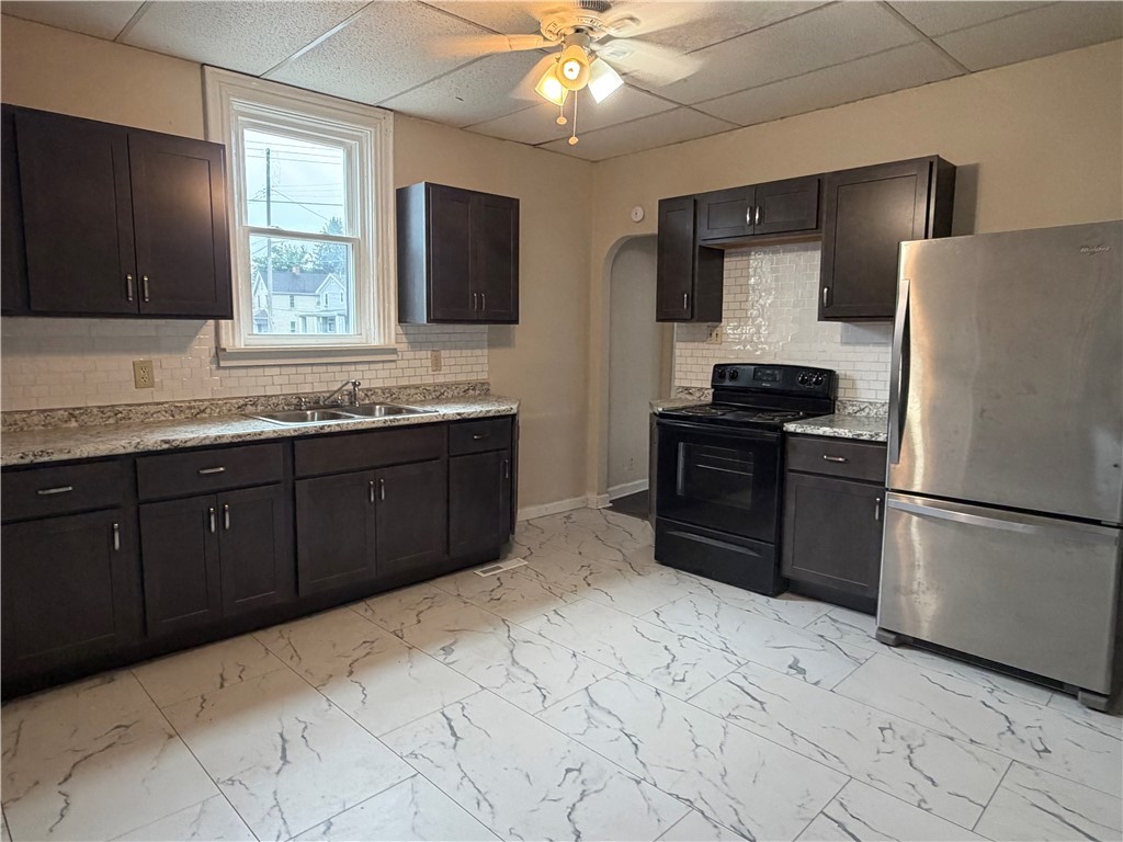 1700 5th Ave – photo 4
