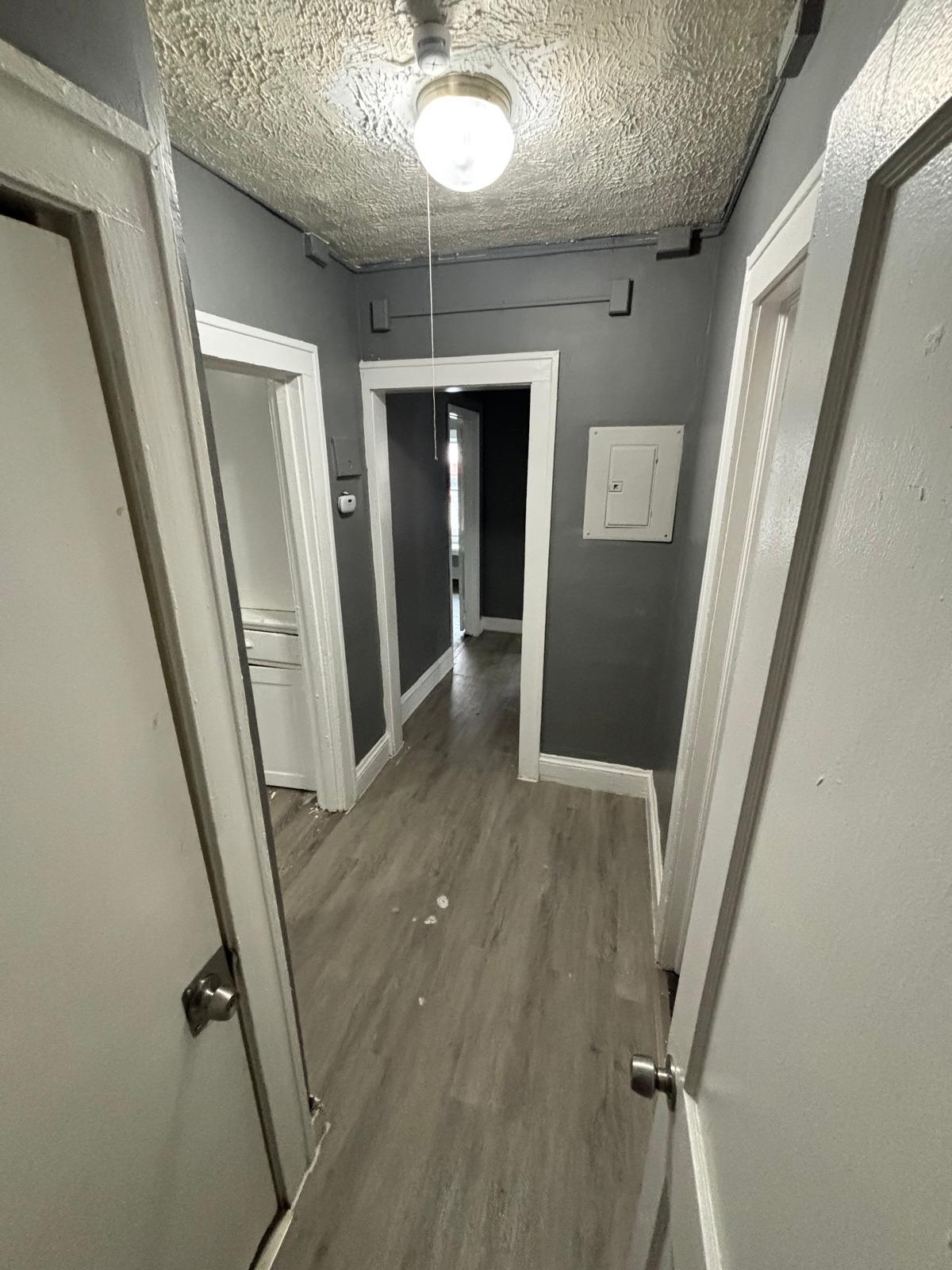 11202 Buckeye Rd unit 5 – photo 3