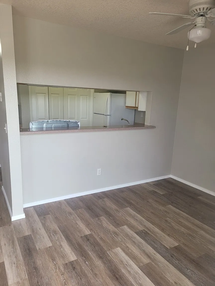 Hidden Creek Apartments – photo 5