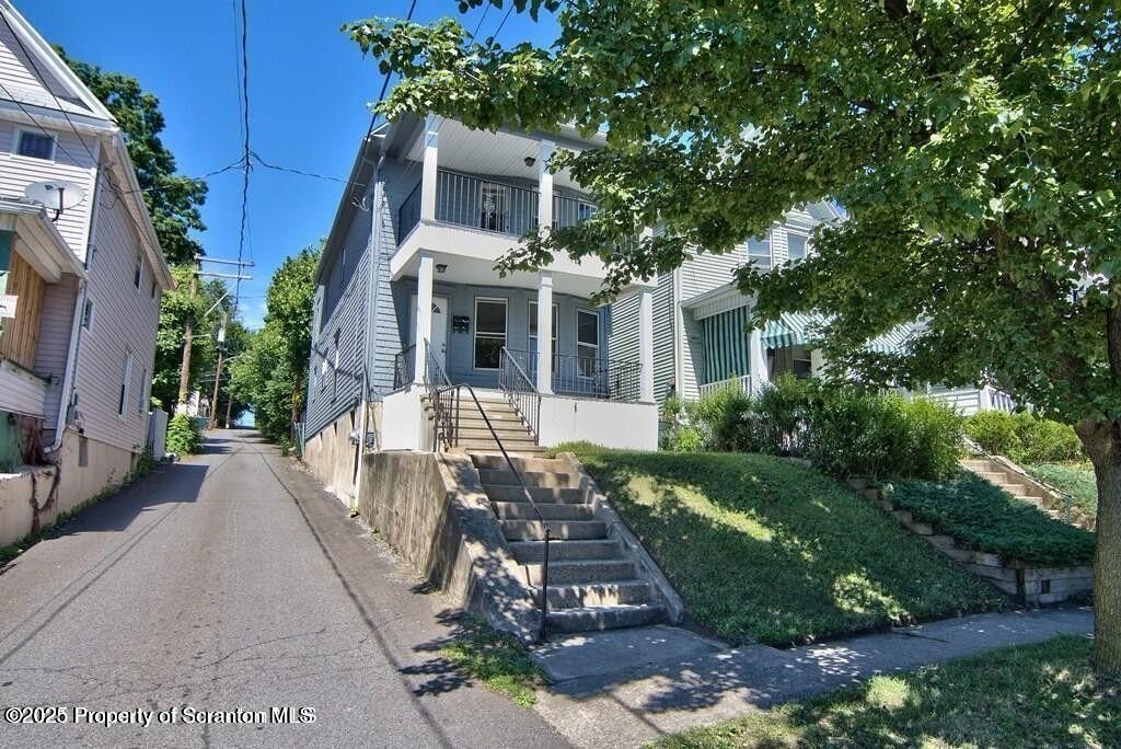 1515 Pine St – photo 2