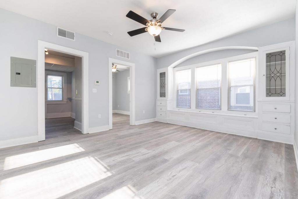 2741 Hampshire Rd unit 3 – photo 3
