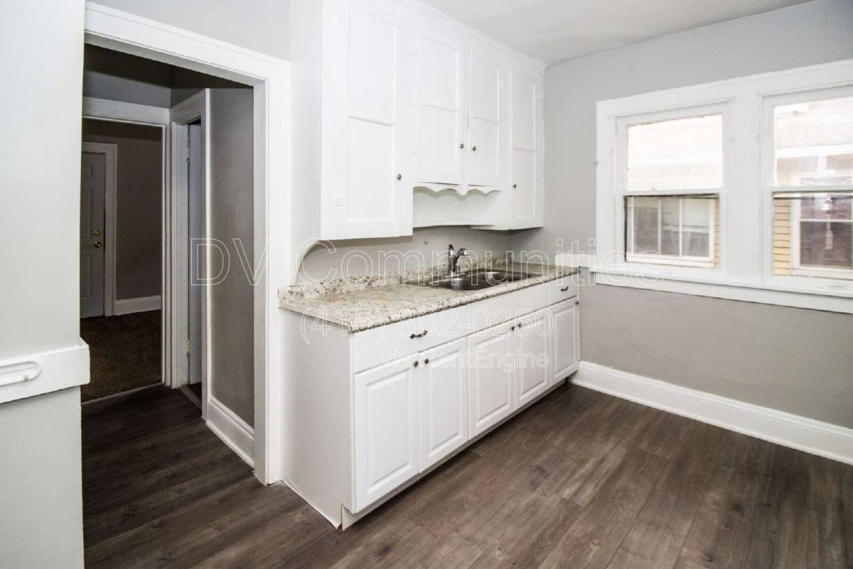 14112 Edgewood Ave – photo 3