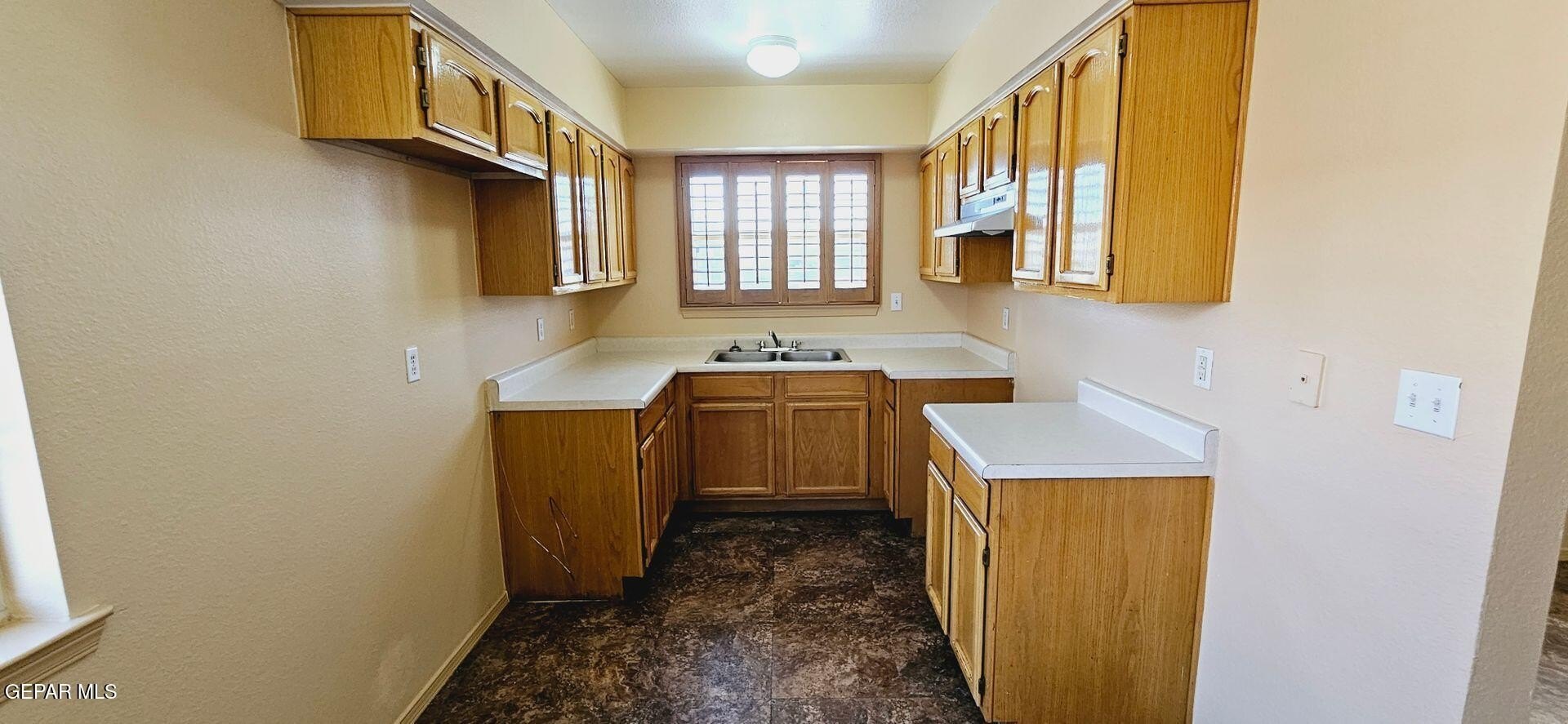 3903 Van Buren Ave #B – photo 5
