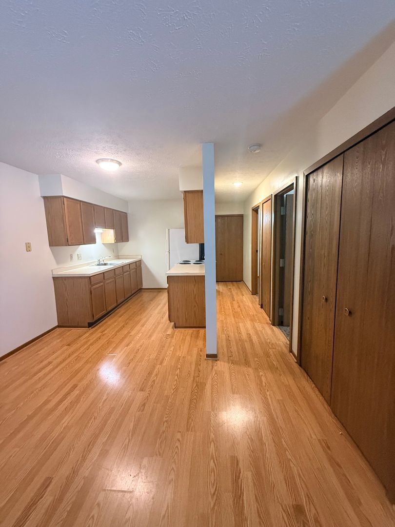 637 Mentor Ave unit 621 – photo 3