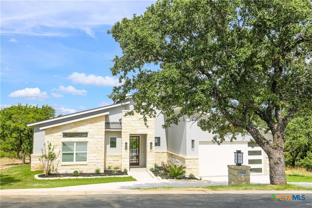 1314 Clayton Nolen Dr – photo 3
