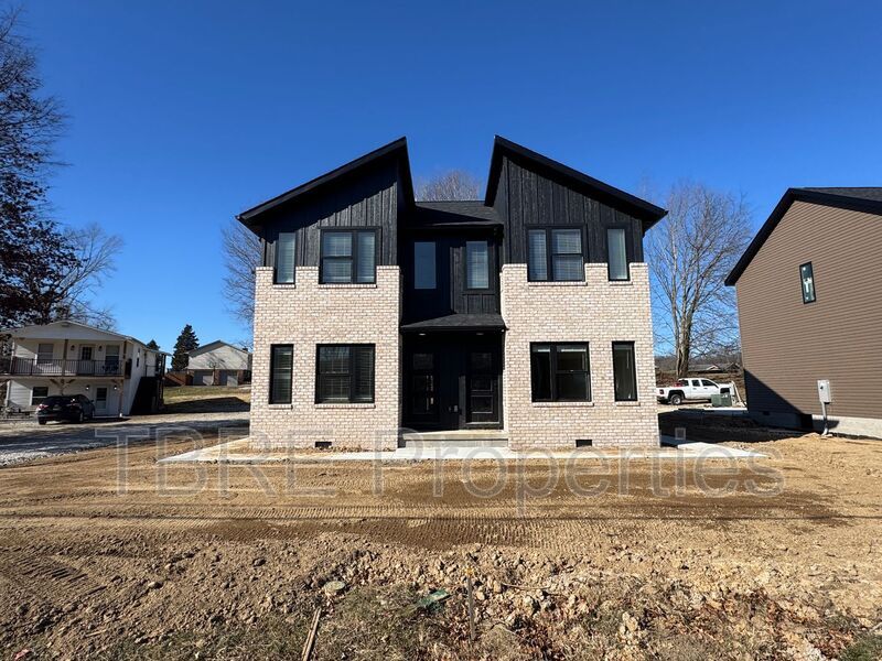 9587 County Rd 107 unit 1 – photo 1