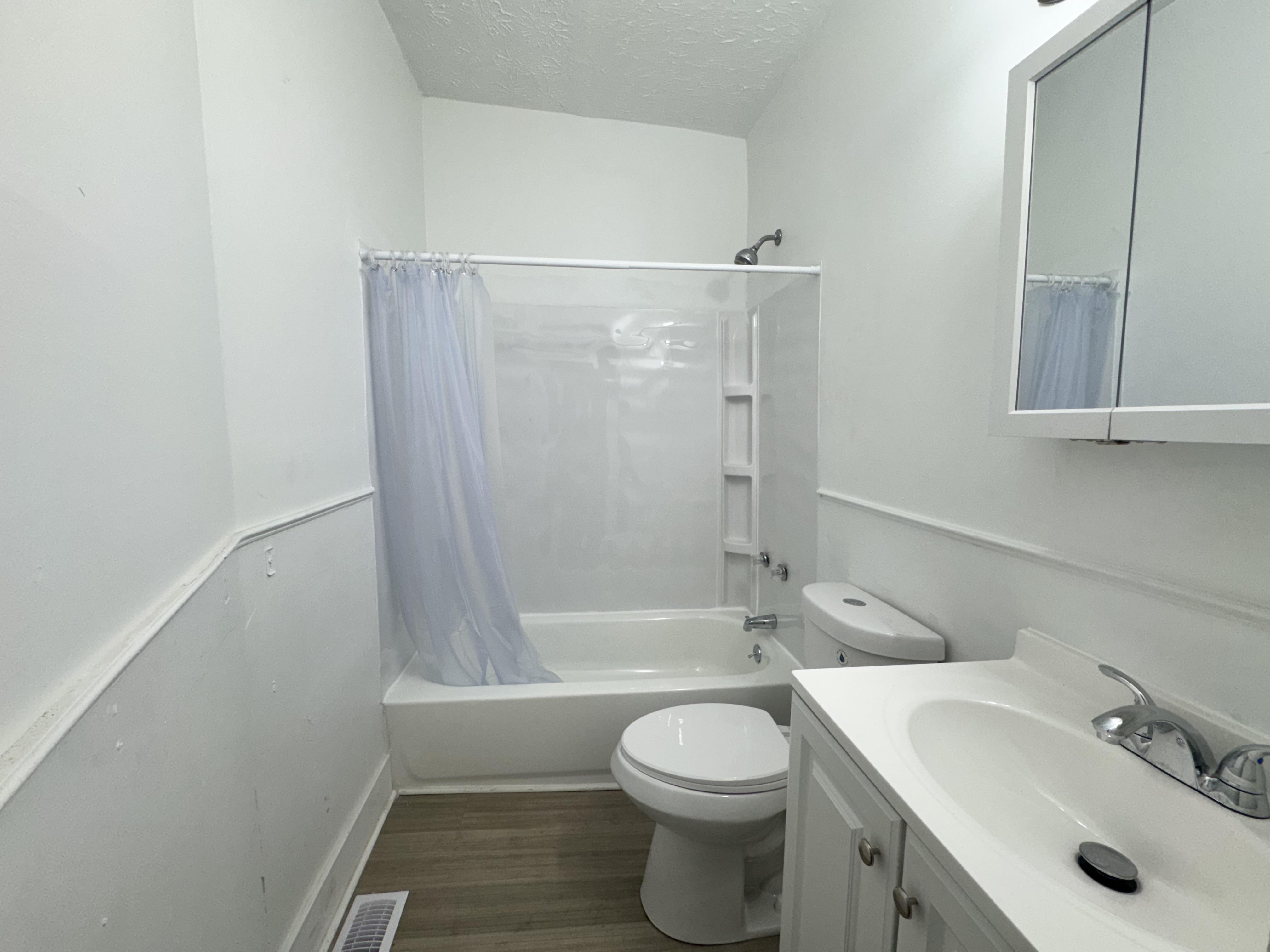 2195 E 73rd St – photo 4