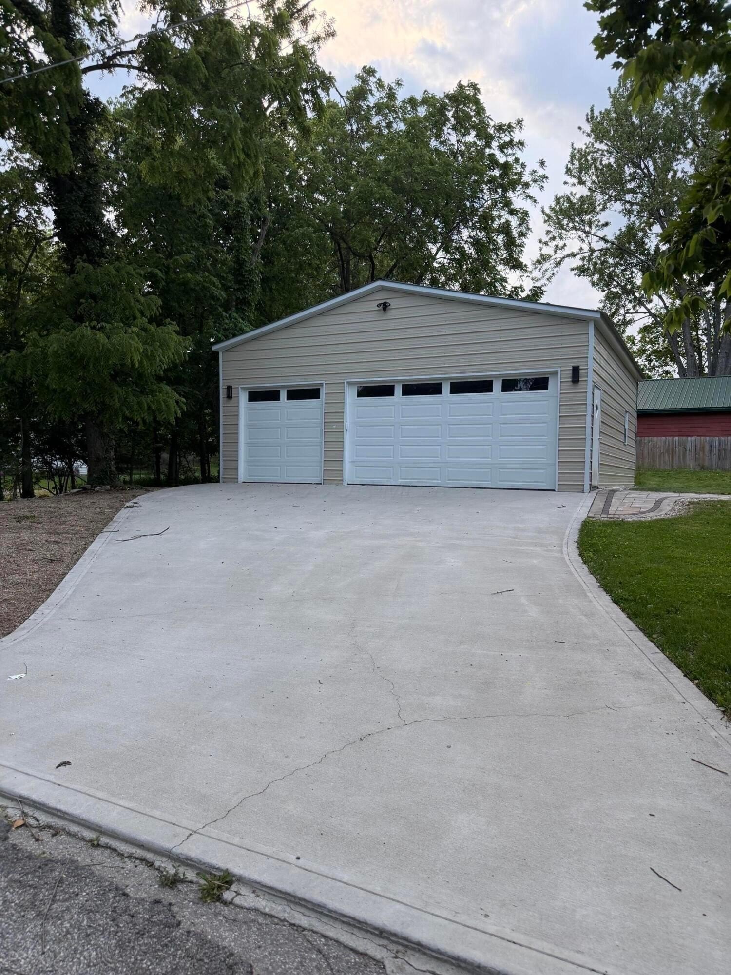 132 E Muskingum Dr – photo 5