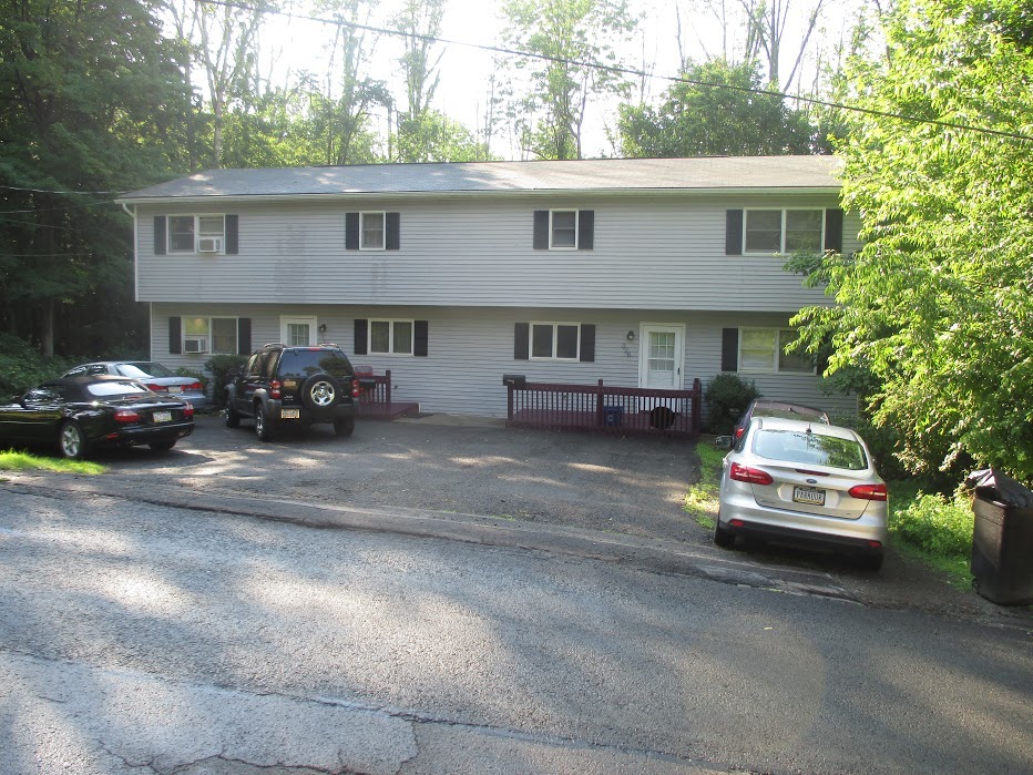 326 Melrose Ave unit 1 – photo 1