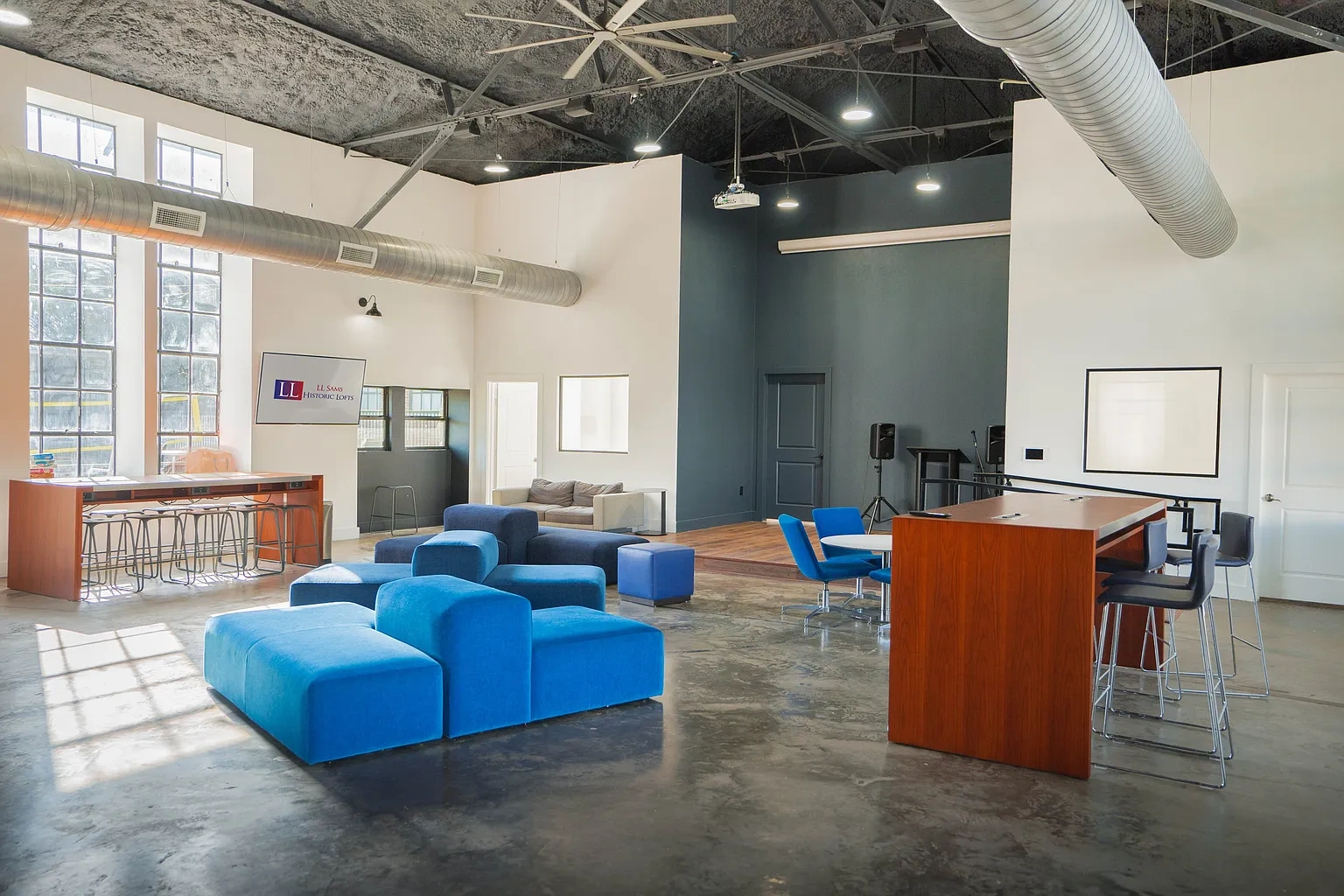 LL Sams Apartments – photo 2