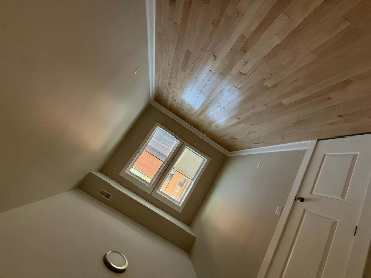 4468 Pearl Rd unit 1B – photo 1