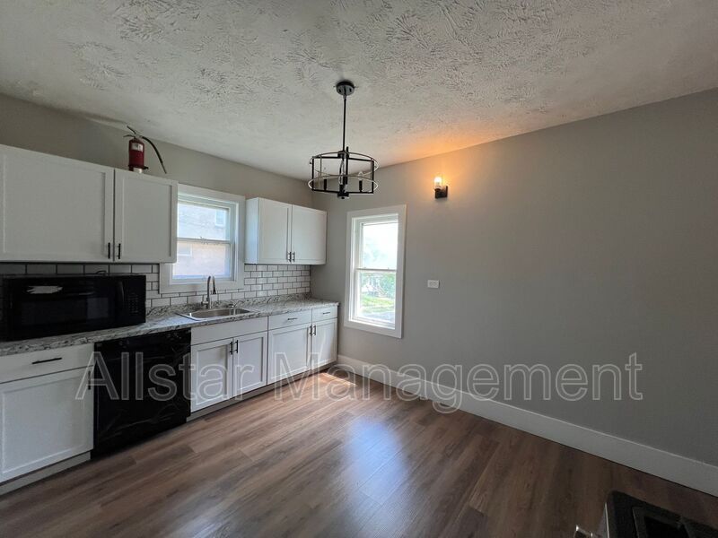 8203 Denison Ave – photo 3