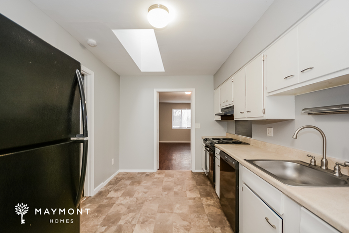 2499 Bluelark Dr – photo 4