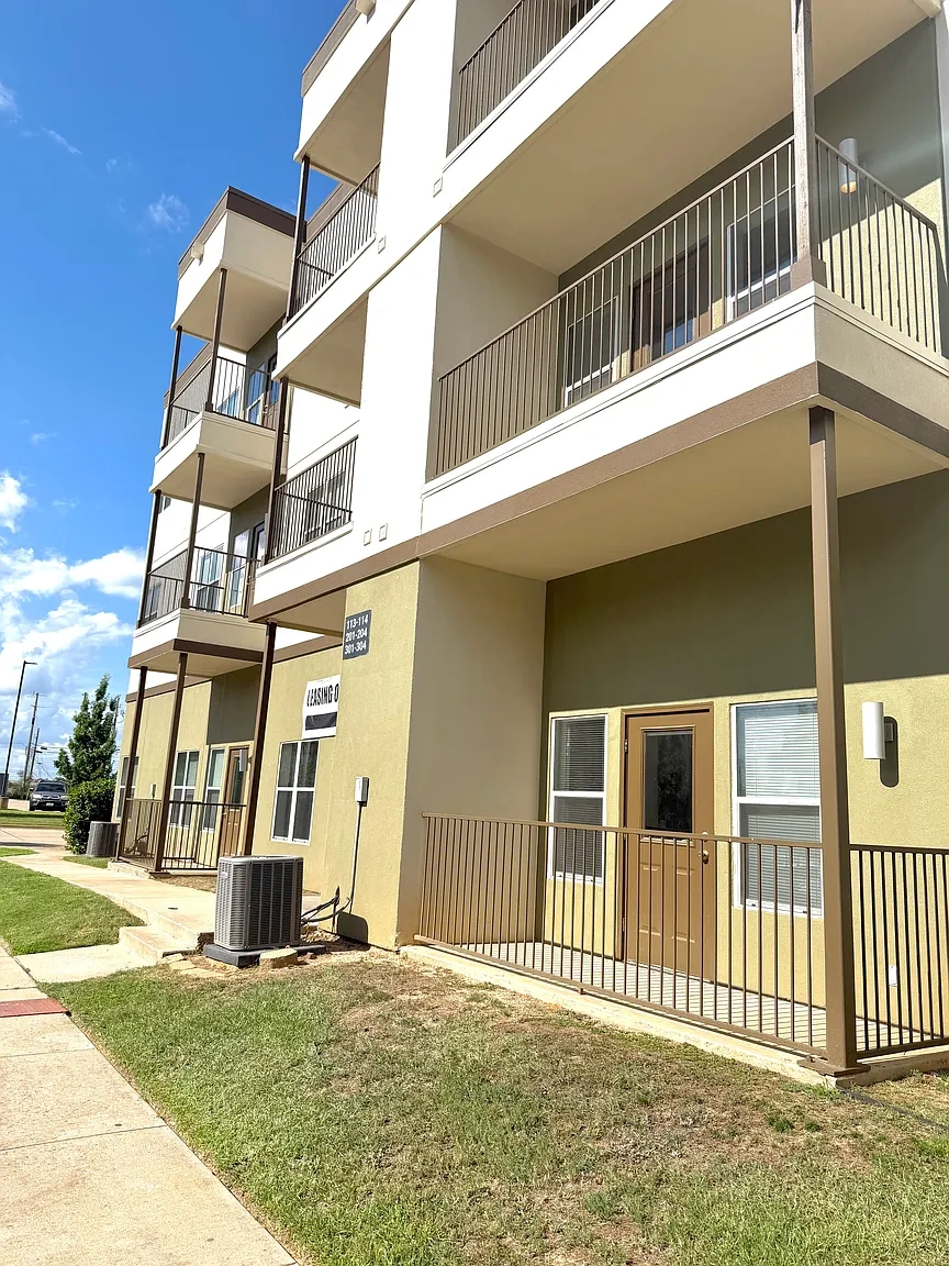 City Center Apartment Homes – photo 4