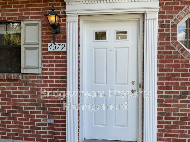 4579 Burchdale St – photo 1
