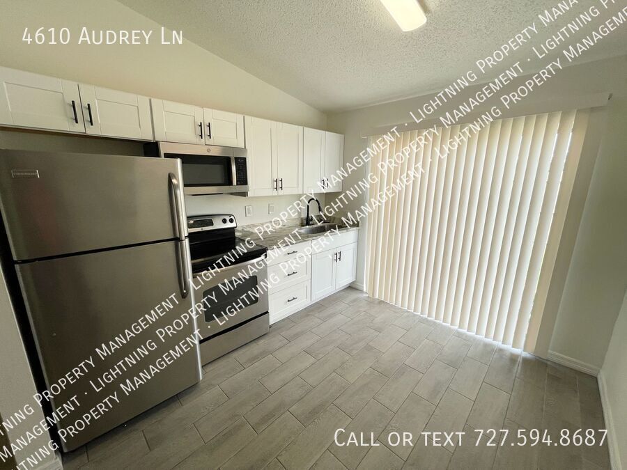 4610 Audrey Ln – photo 4