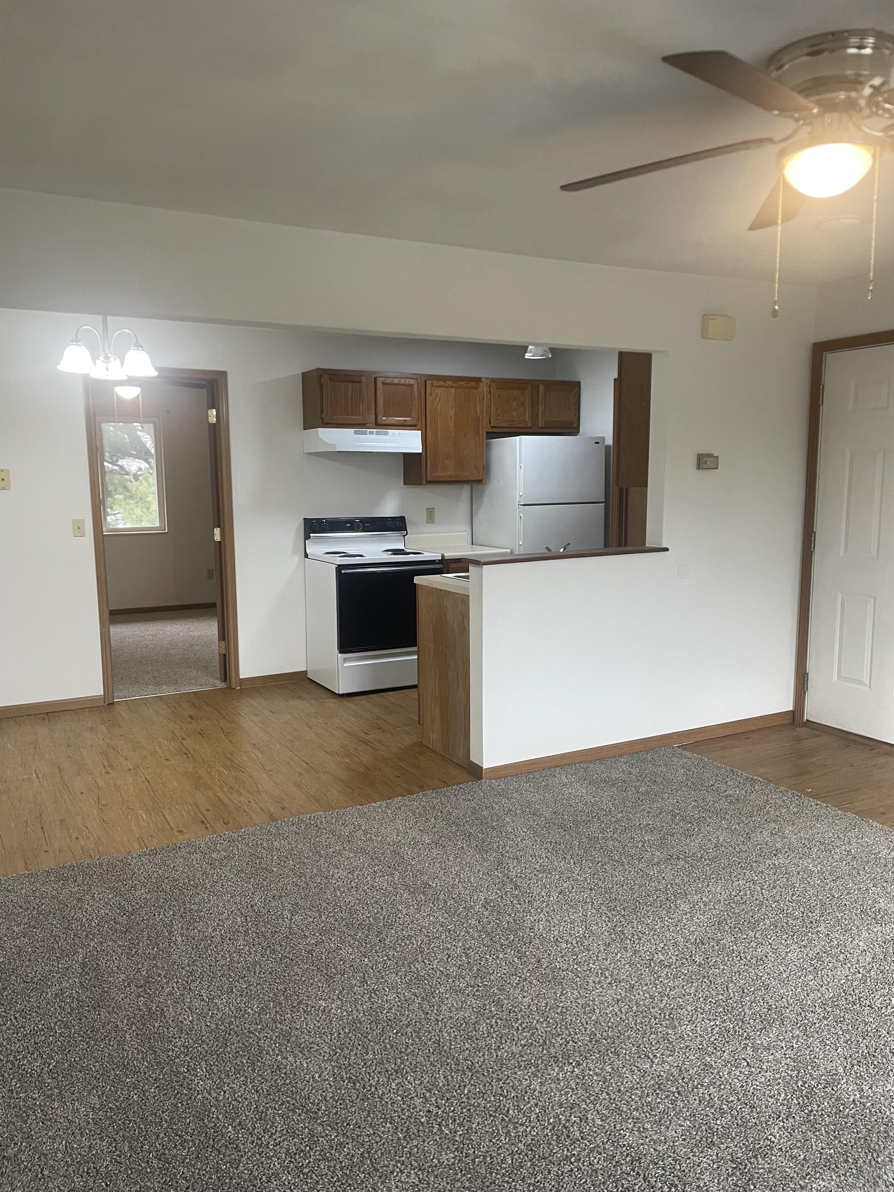 2612 Eastview Dr unit 0 – photo 1