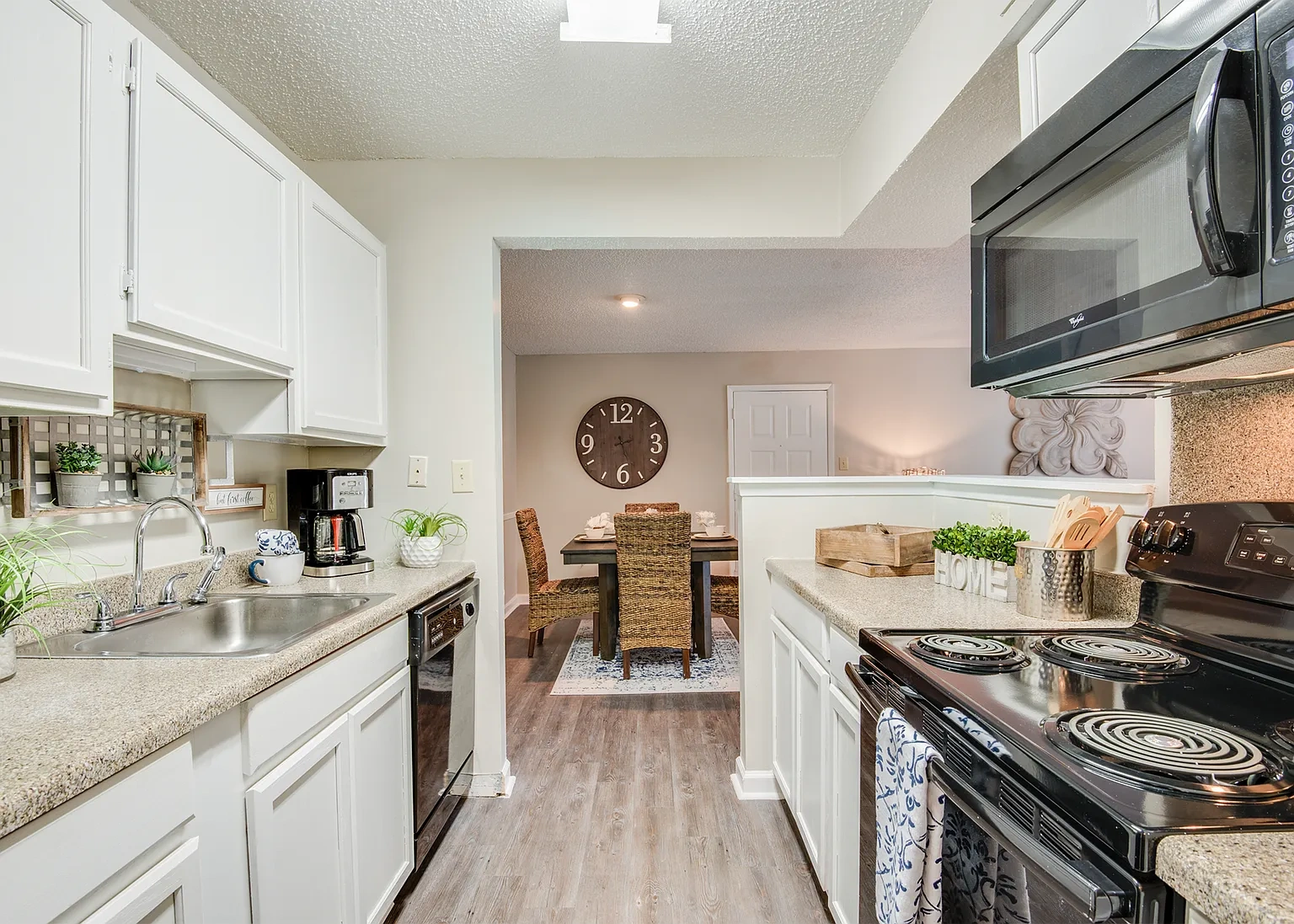 Oakleigh Apartments – photo 2