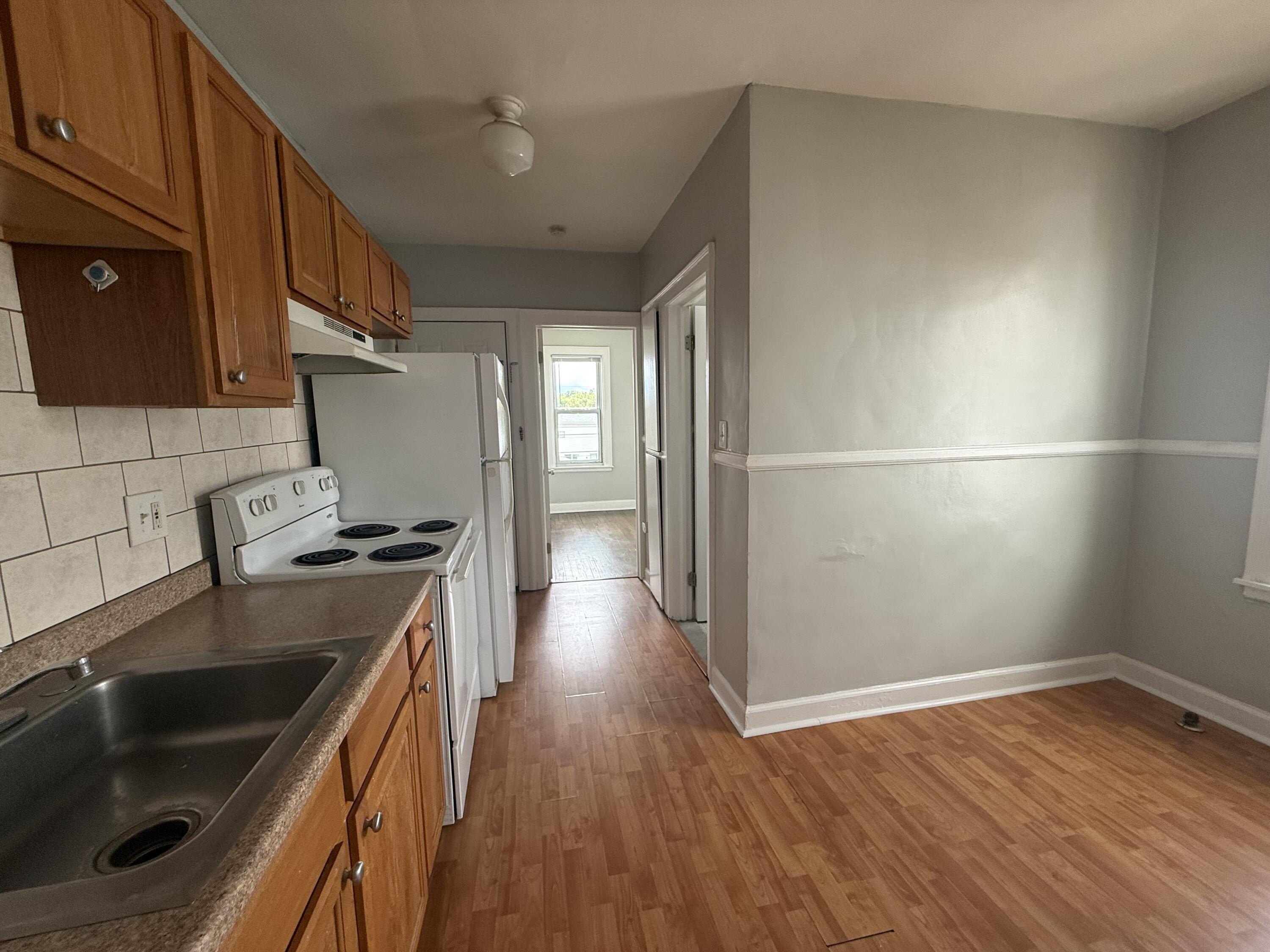 6037 Appoline St #4 – photo 2
