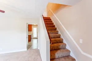 Kings Crest Townhomes – photo 4