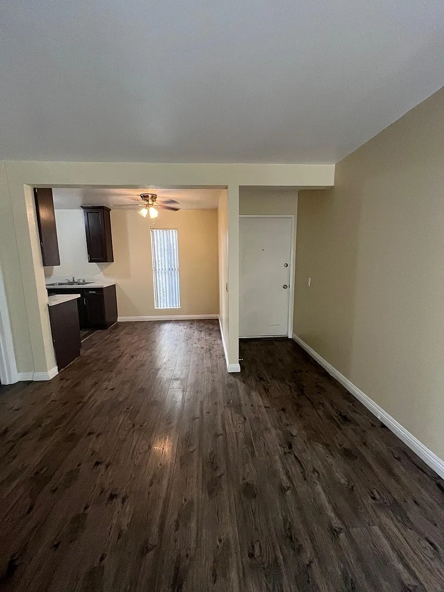 Vista Via Apartment – photo 3