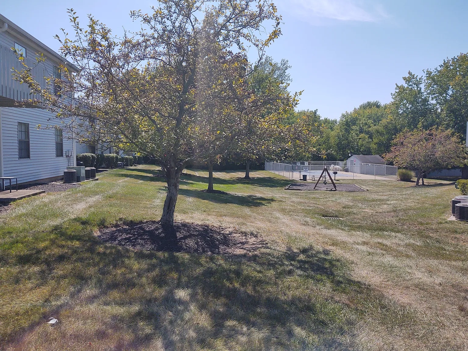 KINGSGATE VILLAGE APARTMENTS – photo 3