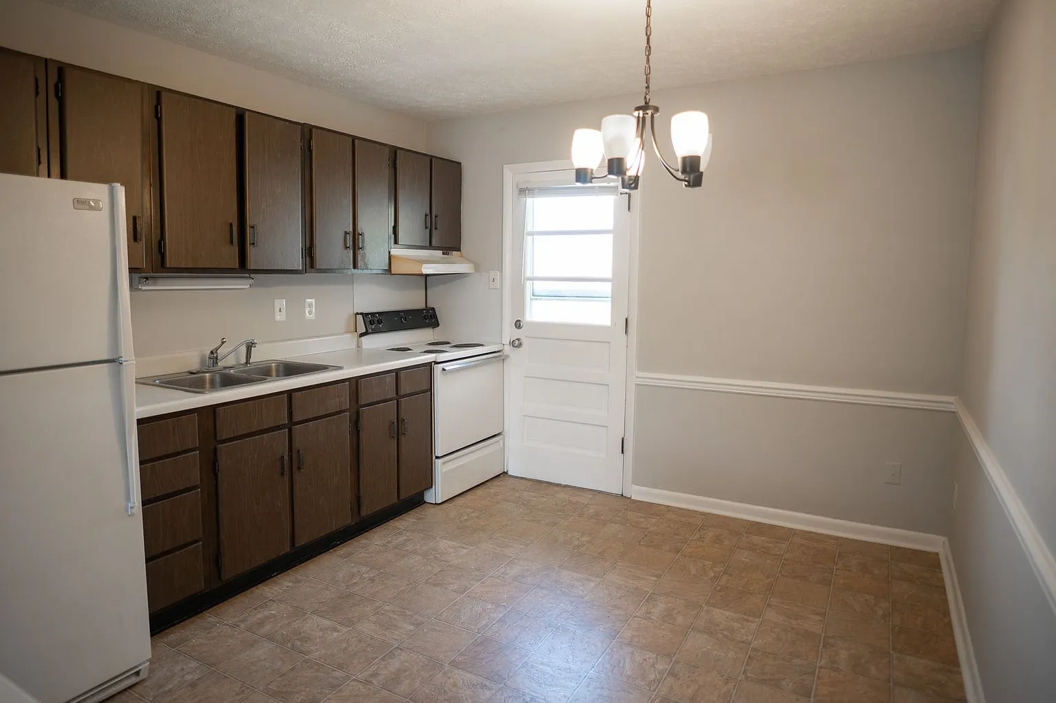 Berkshire Road Apts. – photo 3
