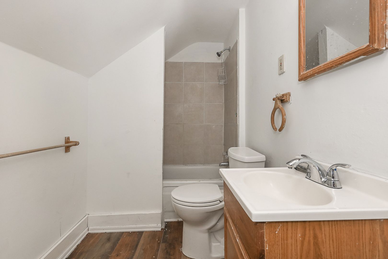 3372 Sutton Rd unit 3 – photo 2