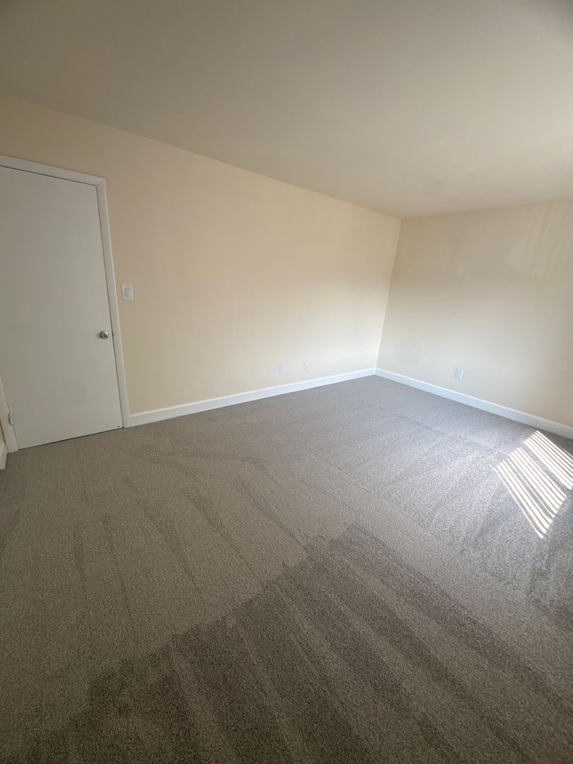 3331 Hewitt Ave unit 3351 #104 – photo 1