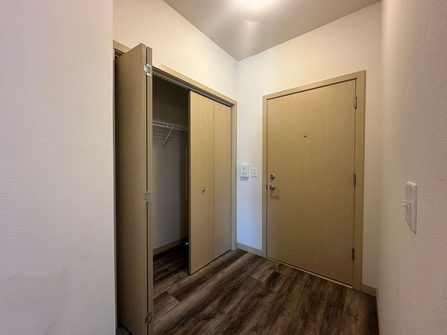 3036 Triumph Dr unit #204 – photo 3