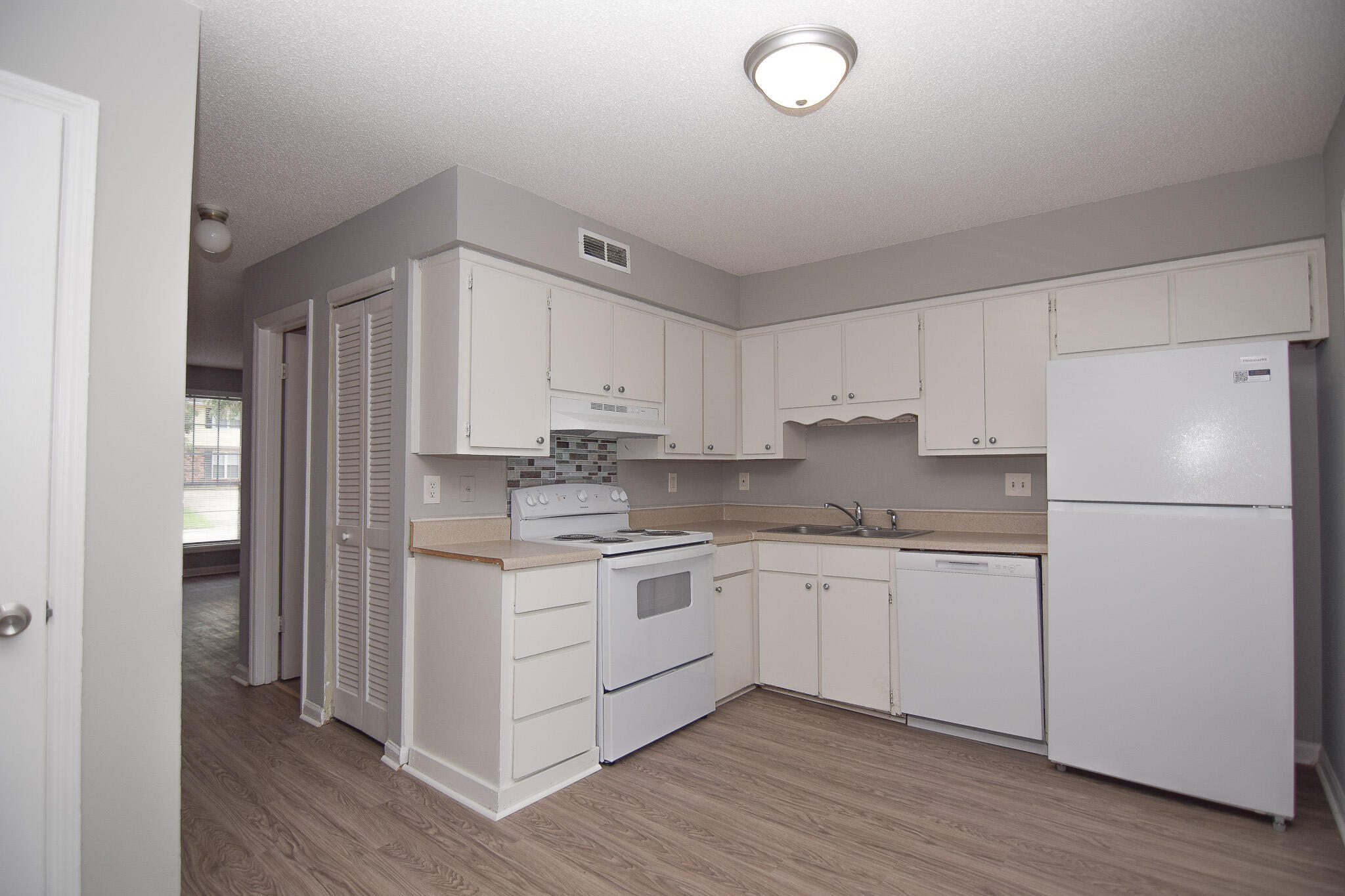 7655 Hunters Ridge Ln – photo 4