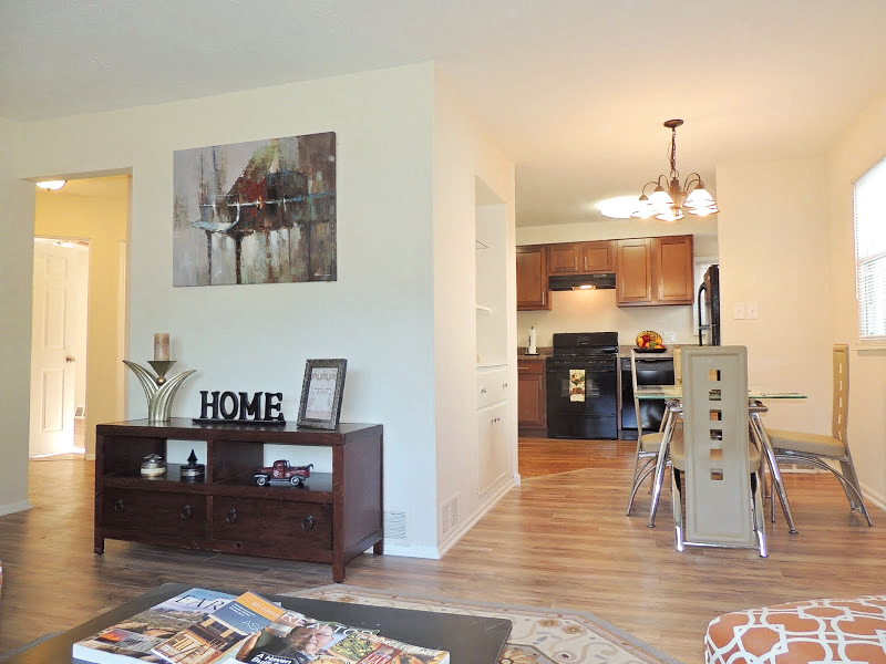 27080 Zeman Ave – photo 3