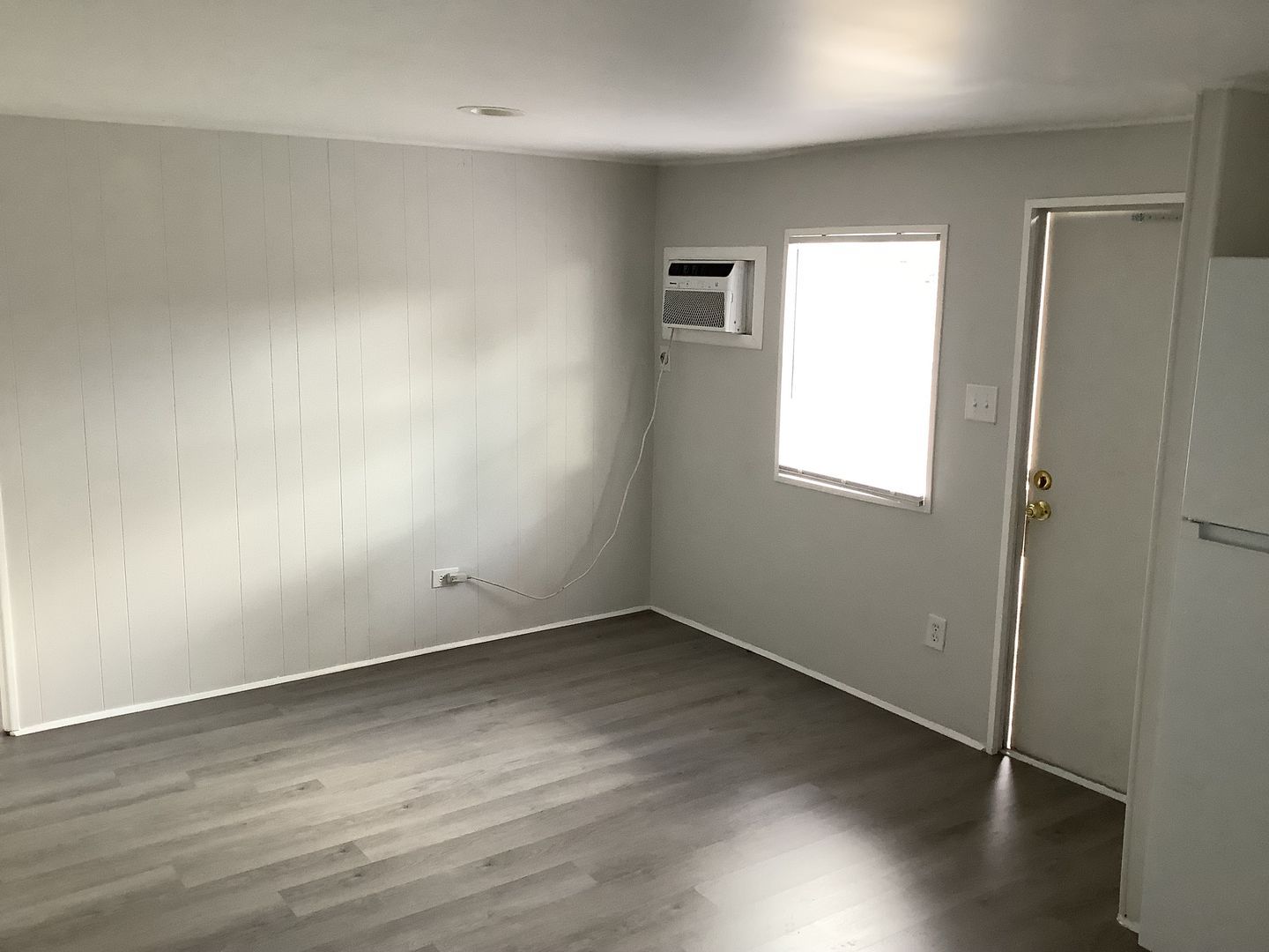 1505 Goodyear Ave unit # 10 – photo 5