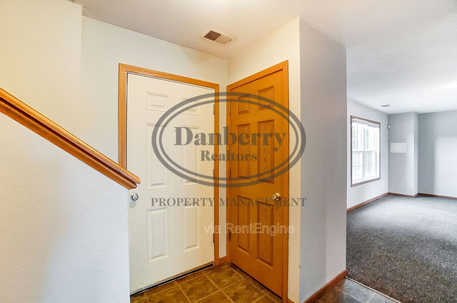 1103 N Byrne Rd – photo 2