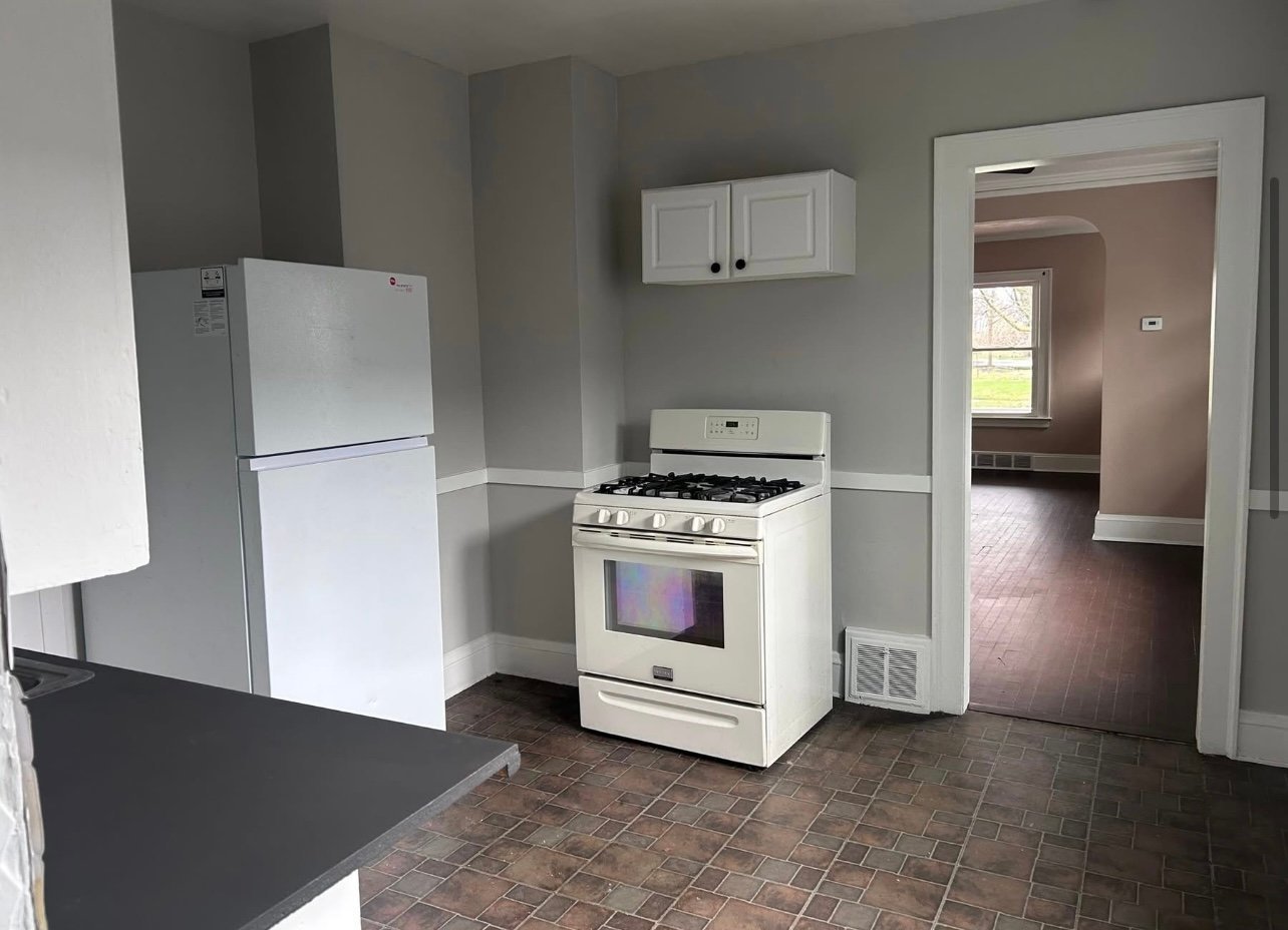 9501 Rosewood Ave – photo 5