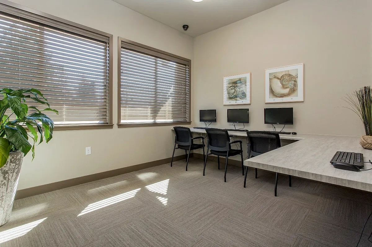 Axis Apartments – photo 4