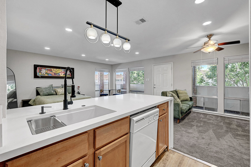 730 Oakmont Ave – photo 5