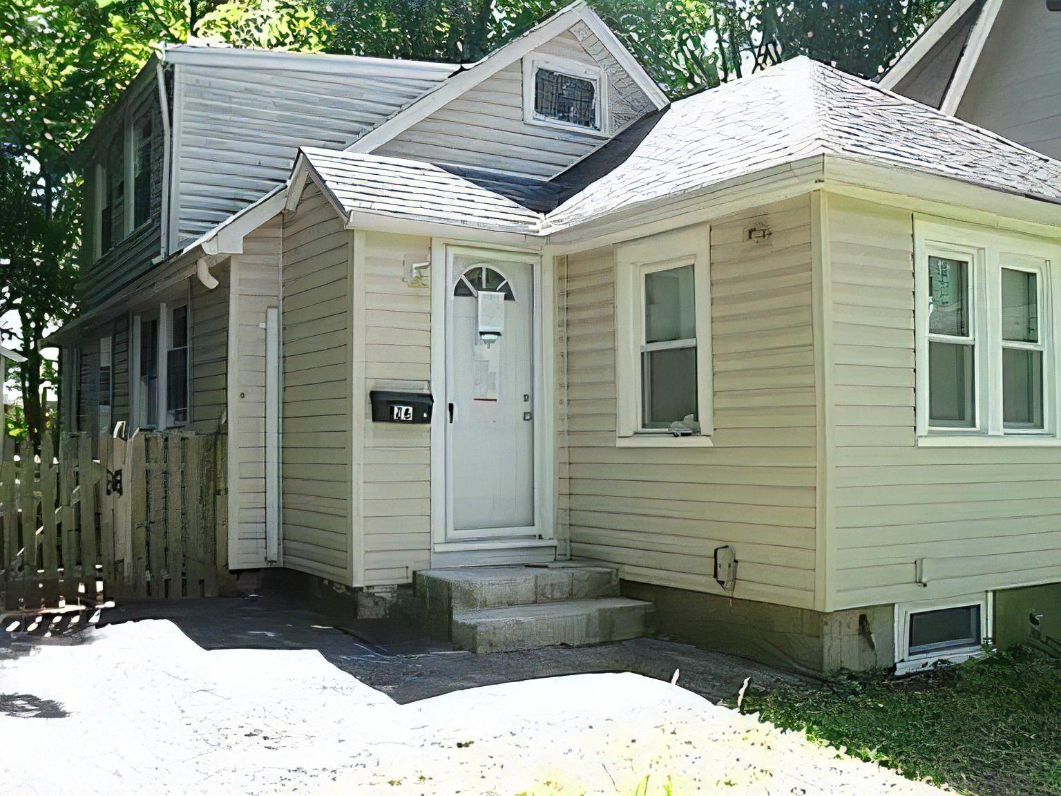 26 Courter Ave – photo 3