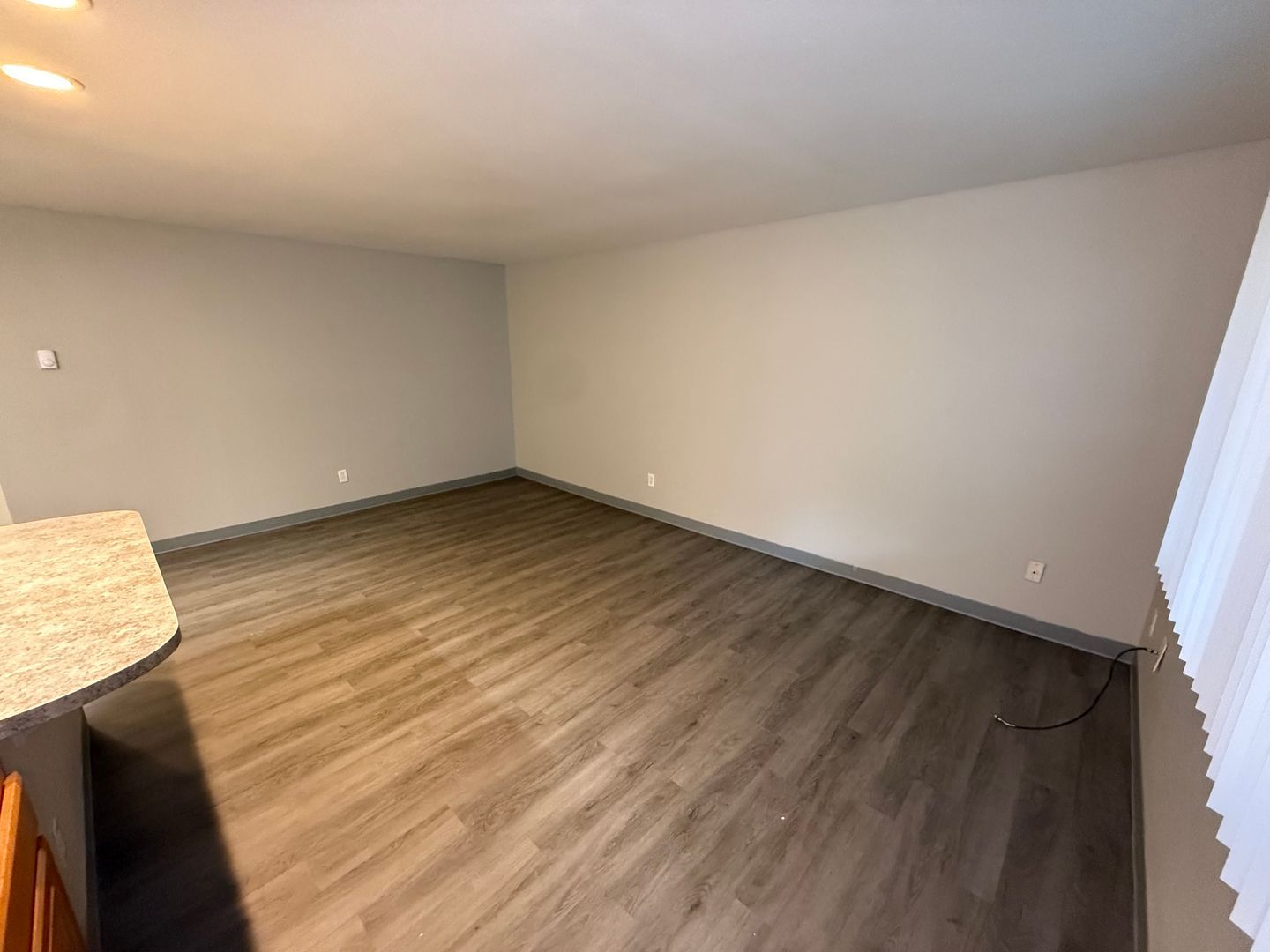 943 E Augusta Ave unit #4 – photo 2