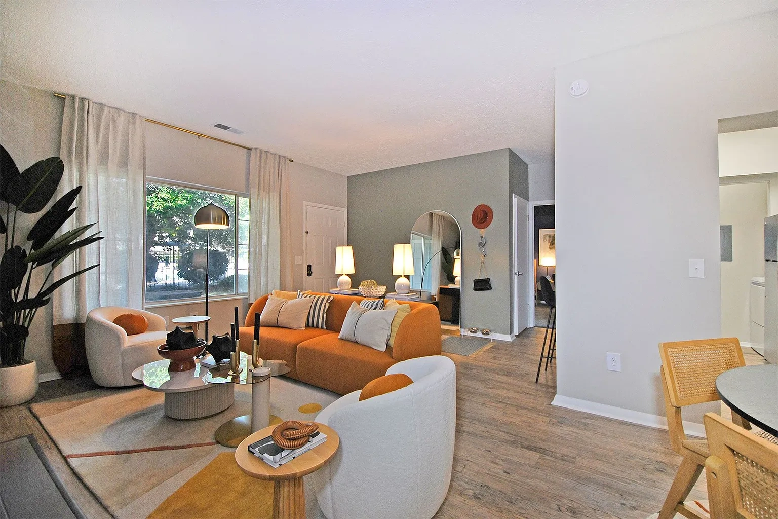 Fox Chase Apartments – photo 2